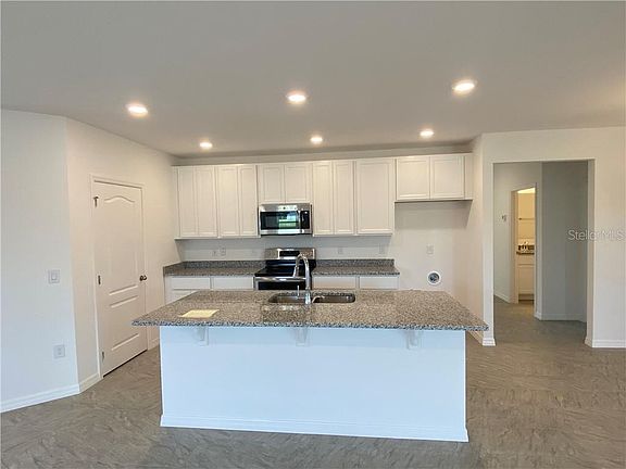 5th image of 1625 Marsh Pointe Dr