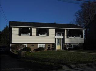 57 Mohawk Dr, Greensburg, PA 15601