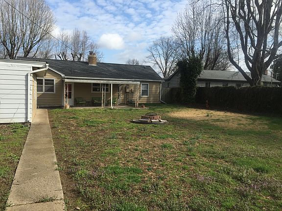 5th image of 2223 Dewey St