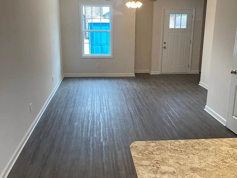 914 Peachers Mill Rd — Photo 4