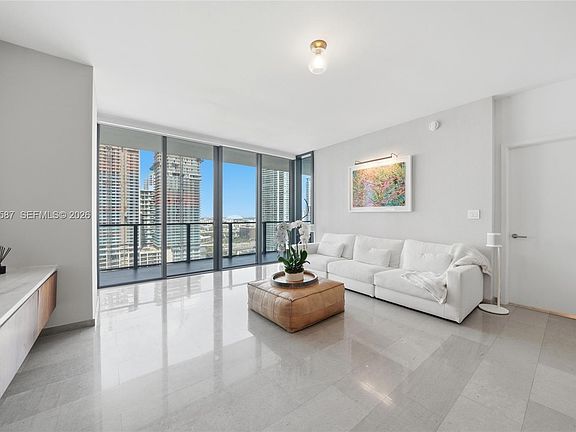 2nd image of 68 SE 6th St #1904