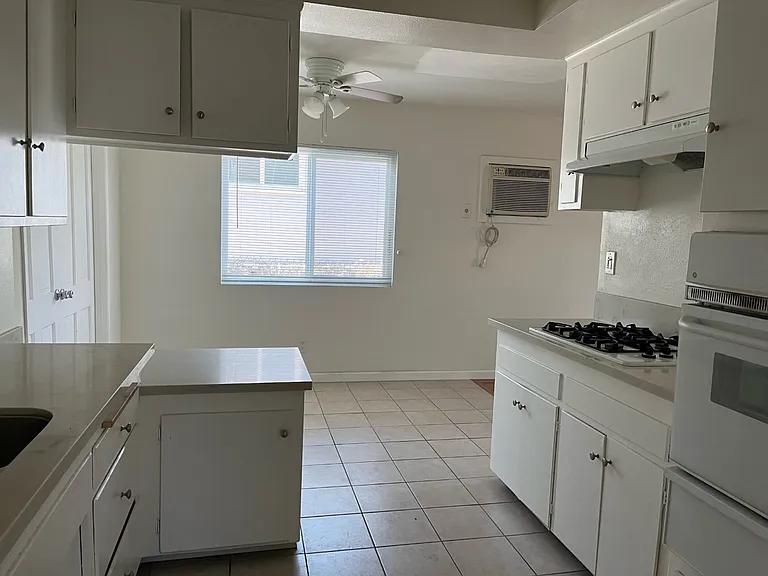 1015 S Marguerita Ave #1 — Photo 11
