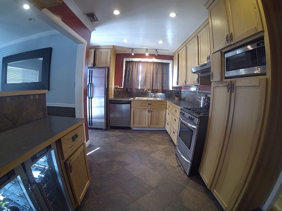3rd image of 3954 Senasac Ave