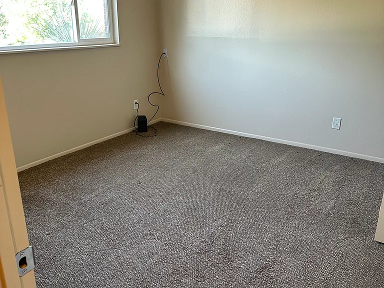 1158 Magnolia St #1158 — Photo 5
