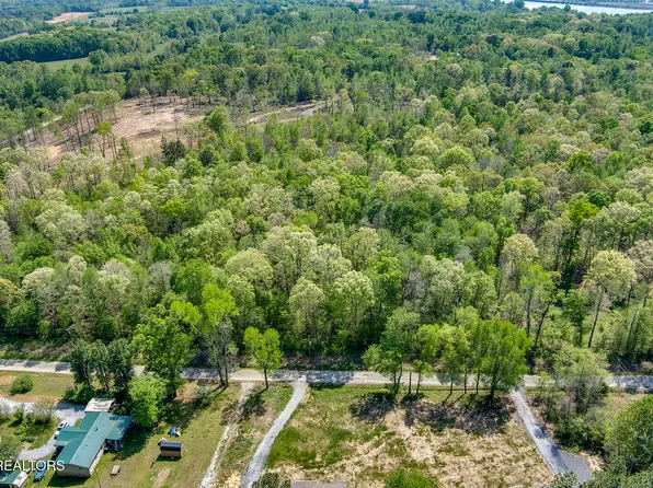 485 Oak Grove Rd, Decatur, TN 37322