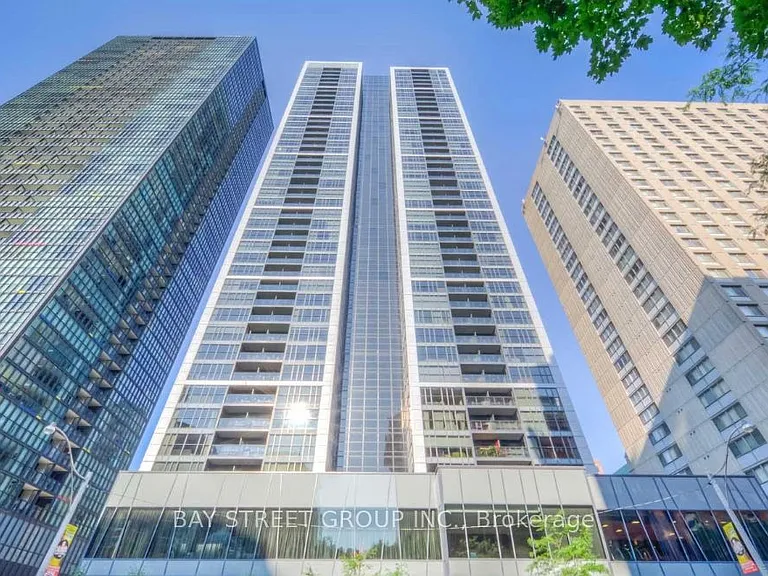 28 Ted Rogers Way #1511 — Photo 1