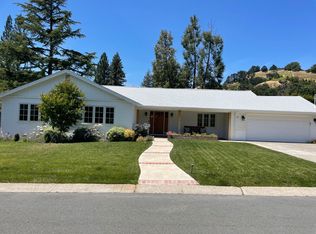 100 Van Ripper Ln, Orinda, CA 94563