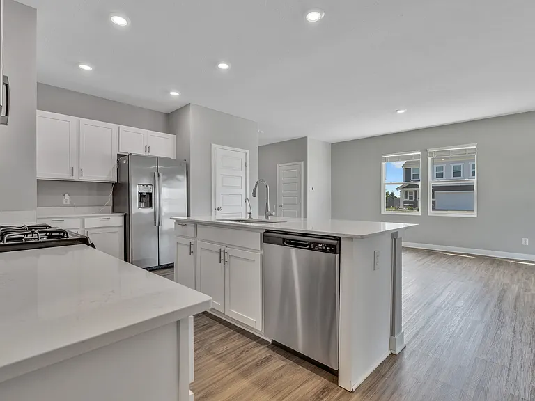 76 Fernleaf Dr — Photo 6