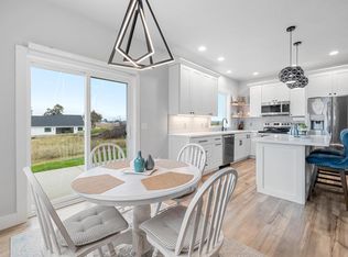 234 Watertower Cir, Iron Ridge, WI 53035