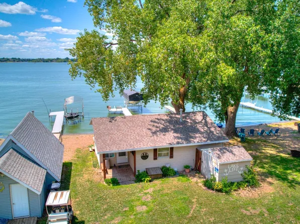 6417 Hares Point Rd, Wentworth, SD 57075