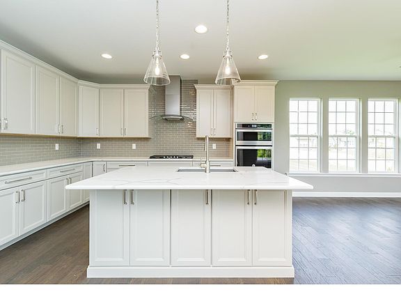 Dynamic Kitchen with Quartz Counter Tops