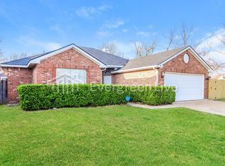 4400 Racebrook Ct, Fort Worth, TX 76137