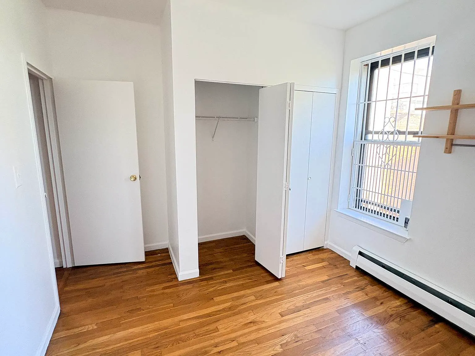 723 Macdonough Street — Photo 2