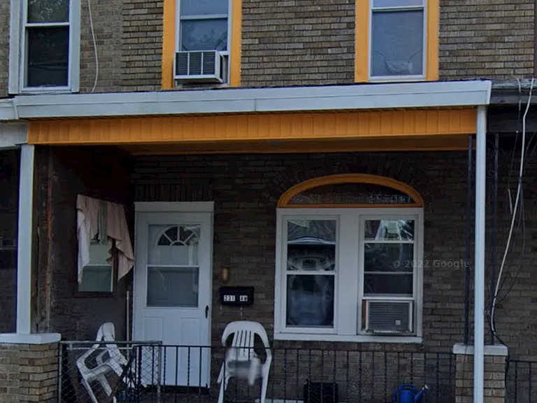 231 Eutaw Ave — Photo 1