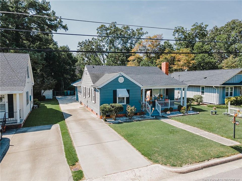 1st image of 309 W 19th St