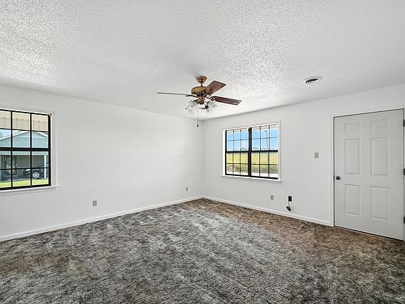 4th image of 392 Wortham Dr