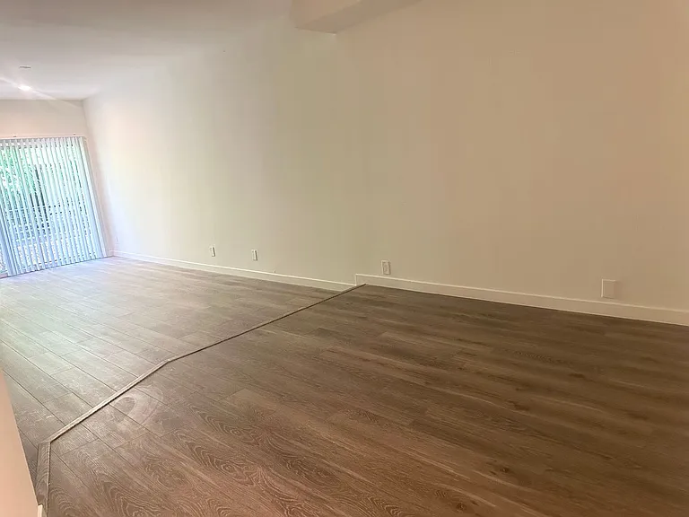 1234 Las Palmas Ave — Photo 15
