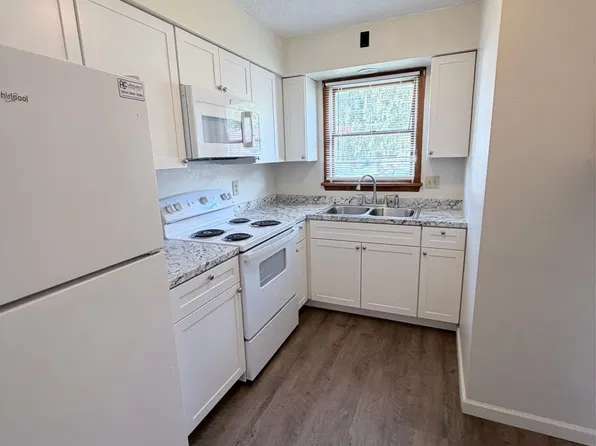 2910 Fernwood Ave APT 4, Moundsville, WV 26041