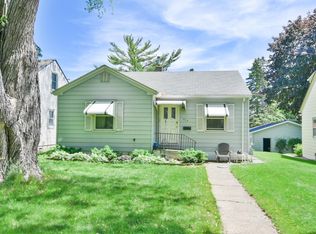 652 17th Ave N, South Saint Paul, MN 55075