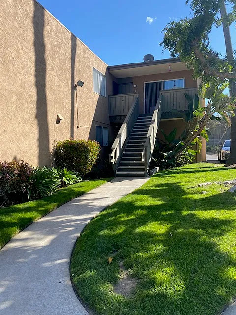 Orange Meadows Apartments — Photo 2