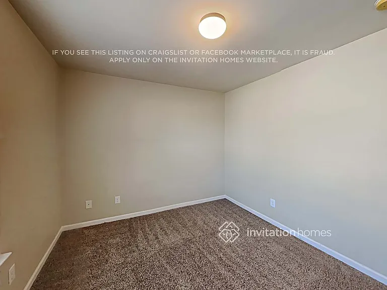 117 Rockefeller Ln — Photo 12