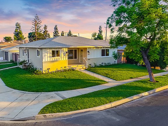 3rd image of 15856 Garydale Dr