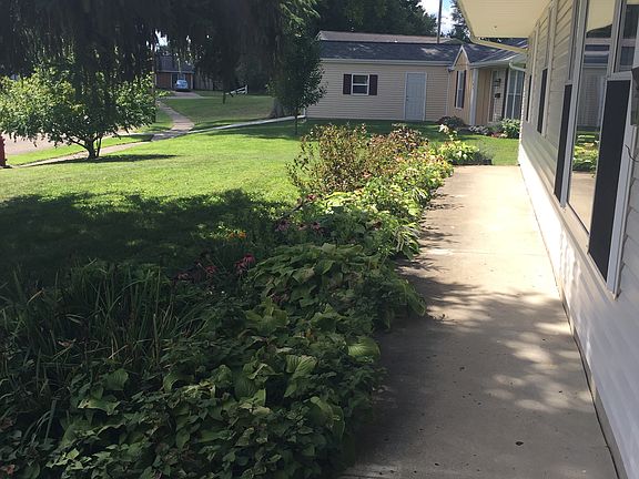 3rd image of 108 Circle Dr