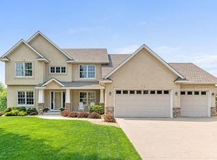 680 Leonard Ln, Eagan, MN 55123