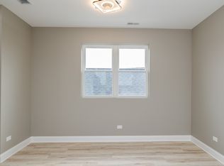 623 N Hamlin Ave #2, Chicago, IL 60624