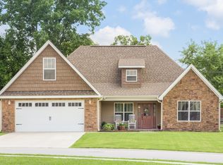 3738 Willow Lake Cir, Chattanooga, TN 37419