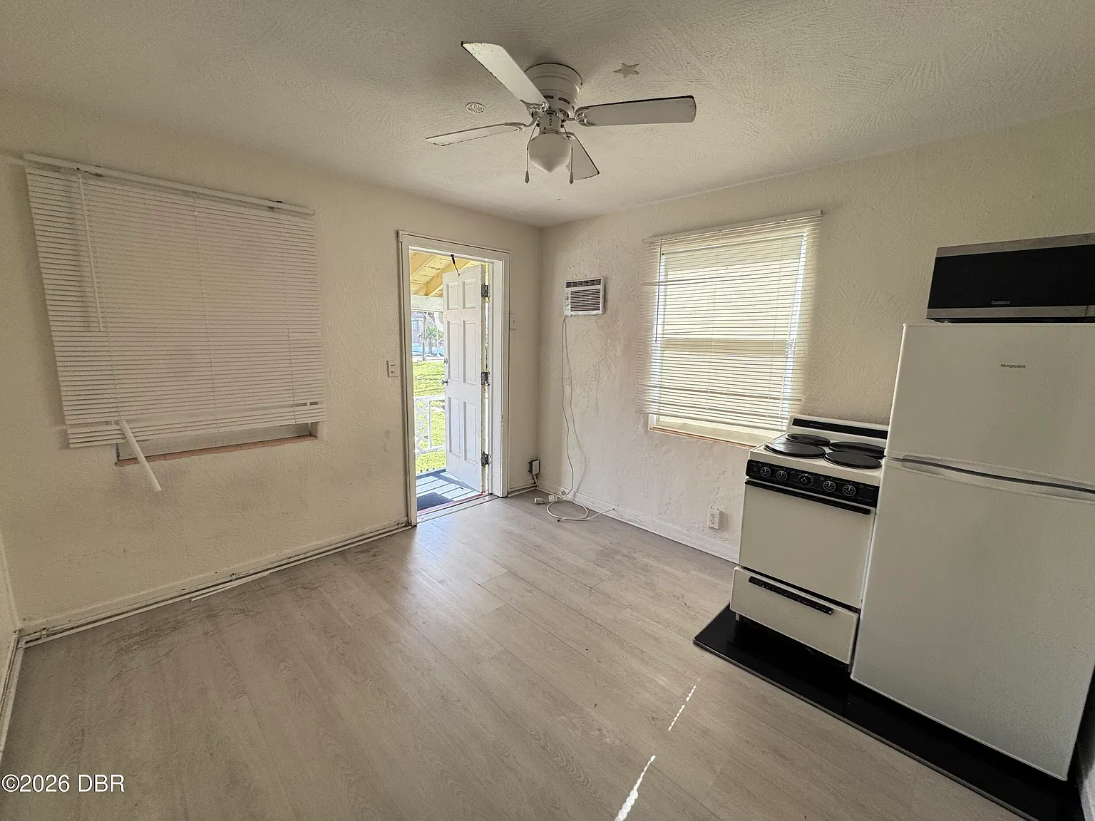Studio, 1.0 bath, 459 sqft, $995 — Photo 4