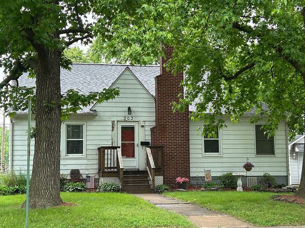 303 S 9th St