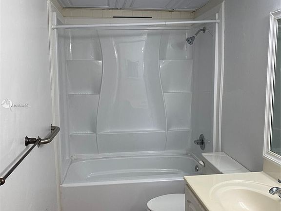 5th image of 9357 Fontainebleau Blvd APT D108