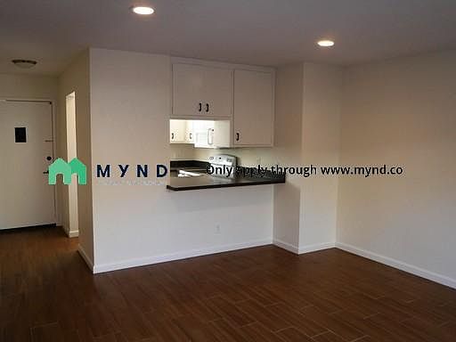 5th image of 2757 21st St