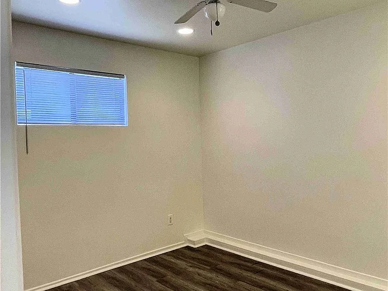 224 Bayview Dr #224 — Photo 5