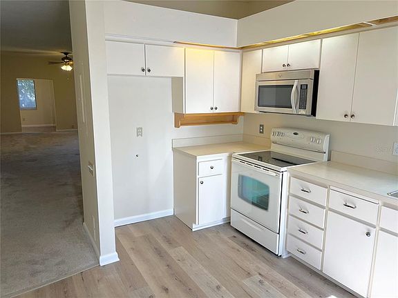 5th image of 1829 Lake Cypress Dr #1829