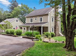 37 Knob Rd, Mount Pocono, PA 18344