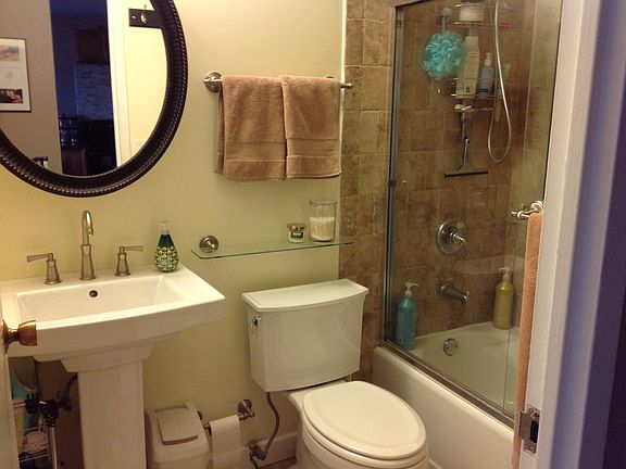 4th image of 2728 N Hampden Ct APT 1009