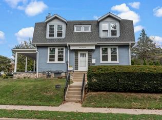 449 Roslyn Ave #1, Glenside, PA 19038