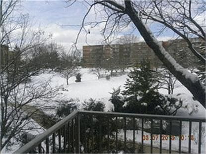 4th image of 2222 S Stewart Ave APT 2H