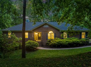 603 Windy Way, Signal Mountain, TN 37377