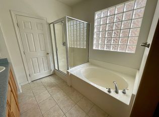 7911 Prairie Bluff St, Las Vegas, NV 89113