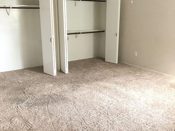 5th image of 613 New Stine Rd