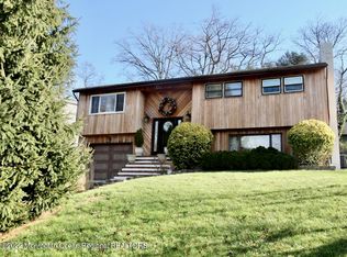 126 Hillside Dr, Neptune, NJ 07753