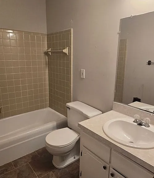 2902 Highbrook Ct — Photo 24
