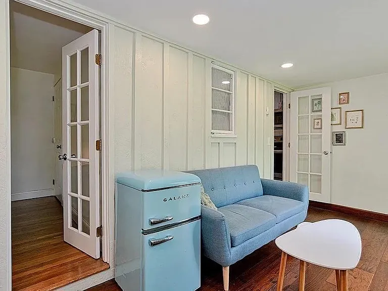 36 Draper Ave — Photo 4