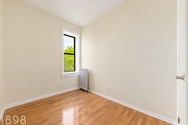 Rented by A&E Real Estate Management | media 6