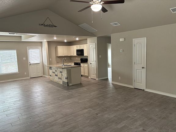 3rd image of 1781 Canyon Bnd