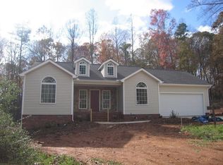 7190 Johns Pointe Ct, Liberty, NC 27298