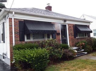 340 Aqueduct Rd, Cranston, RI 02910